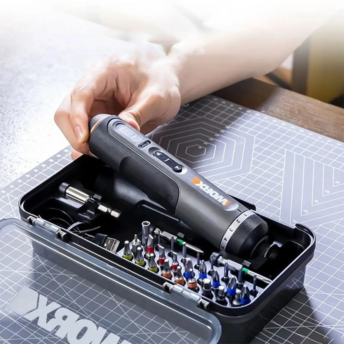 WORX WX242 elde tutuluş ergonomisi